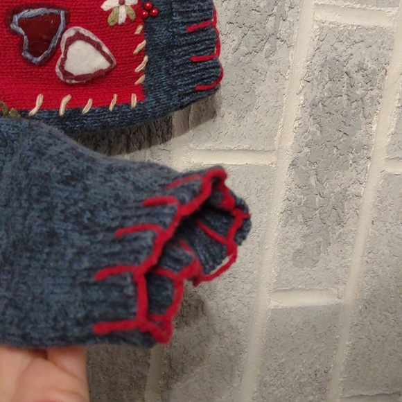 Heirloom Collectables Women's Blue & Red Valentine's Button Down Cardigan Large - Picture 5 of 13